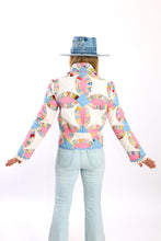 Load image into Gallery viewer, The Lady Bird