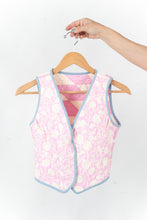 Load image into Gallery viewer, The Wolfe Quilt Vest - Small