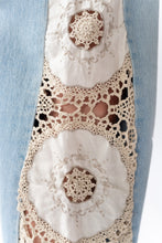 Load image into Gallery viewer, Lace Chaps 33 x 29