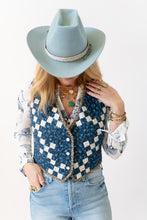 Load image into Gallery viewer, The Wolfe Vest - Medium