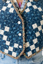 Load image into Gallery viewer, The Wolfe Vest - Medium