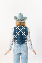 Load image into Gallery viewer, The Wolfe Vest - Medium