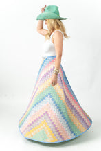 Load image into Gallery viewer, The Class Act Maxi Quilt Skirt