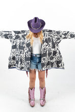 Load image into Gallery viewer, The Helen Quilt Jacket - Longer Sleeves