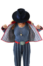 Load image into Gallery viewer, The Slim Shortie Quilted Jacket - PRE-ORDER

