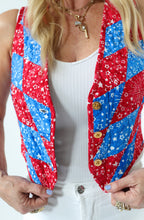 Load image into Gallery viewer, The Wolfe Quilt Vest - Small
