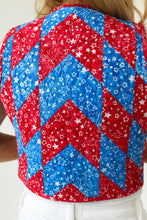 Load image into Gallery viewer, The Wolfe Quilt Vest - Small
