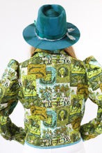 Load image into Gallery viewer, The Quilted Queen Bee
