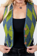 Load image into Gallery viewer, The Wolfe Quilt Vest - Small
