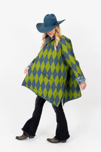Load image into Gallery viewer, The Helen Quilt Jacket - Longer Sleeves
