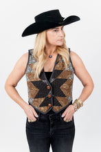 Load image into Gallery viewer, The Wolfe Quilted Vest - Medium
