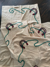 Load image into Gallery viewer, Quilt Top Chenille Roy Rogers Western
