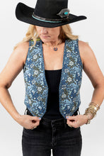 Load image into Gallery viewer, The Wolfe Quilt Vest - Small
