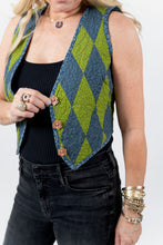 Load image into Gallery viewer, The Wolfe Quilt Vest - Small
