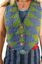 Load image into Gallery viewer, The Wolfe Quilt Vest - Medium
