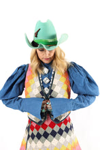 Load image into Gallery viewer, The Wolfe Vest - Medium
