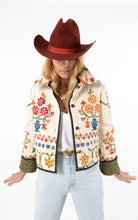 Load image into Gallery viewer, The Slim Shortie
