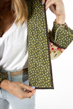 Load image into Gallery viewer, The Slim Shortie
