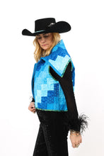 Load image into Gallery viewer, Le Zip Crop Vest
