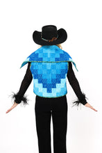 Load image into Gallery viewer, Le Zip Crop Vest
