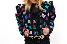 Load image into Gallery viewer, The Queen Bee
