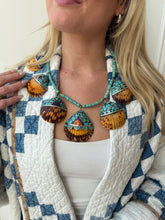Load image into Gallery viewer, Turquoise Shell Necklace
