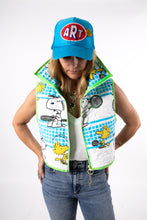 Load image into Gallery viewer, Le Zip Crop Vest
