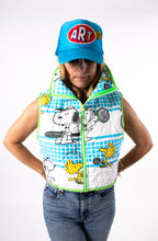 Load image into Gallery viewer, Le Zip Crop Vest
