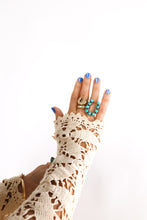 Load image into Gallery viewer, The  Lace Crochet Helen
