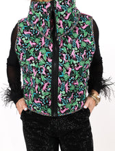 Load image into Gallery viewer, Le Zip Crop Vest
