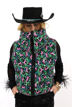 Load image into Gallery viewer, Le Zip Crop Vest
