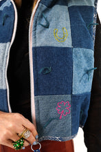 Load image into Gallery viewer, Le Zip Crop Vest
