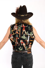 Load image into Gallery viewer, The Wolfe Vest - Large
