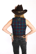 Load image into Gallery viewer, The Wolfe Vest - Small
