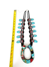 Load image into Gallery viewer, Turquoise Horseshoe Necklace
