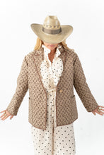 Load image into Gallery viewer, The Qulited Blazer
