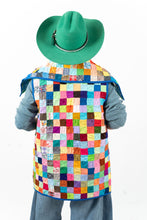 Load image into Gallery viewer, Le Zip Quilt Vest
