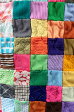 Load image into Gallery viewer, Le Zip Quilt Vest
