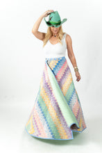 Load image into Gallery viewer, The Class Act Maxi Quilt Skirt
