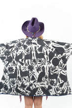 Load image into Gallery viewer, The Helen Quilt Jacket - Longer Sleeves
