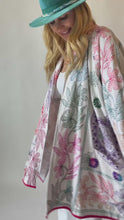 Load and play video in Gallery viewer, The Helen Quilt Jacket - Longer Sleeves

