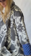 Load and play video in Gallery viewer, The Helen Quilt Jacket - Longer Sleeves
