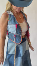 Load and play video in Gallery viewer, The Class Act Quilted Maxi Skirt
