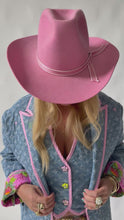 Load and play video in Gallery viewer, The Quilted Chambray Blazer
