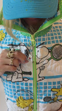 Load and play video in Gallery viewer, Le Zip Crop Vest
