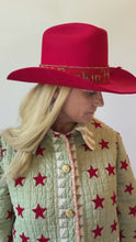 Load and play video in Gallery viewer, The Slim Shortie Quilt Jacket
