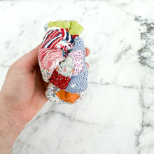Load image into Gallery viewer, The Alexandra Quilted Headband
